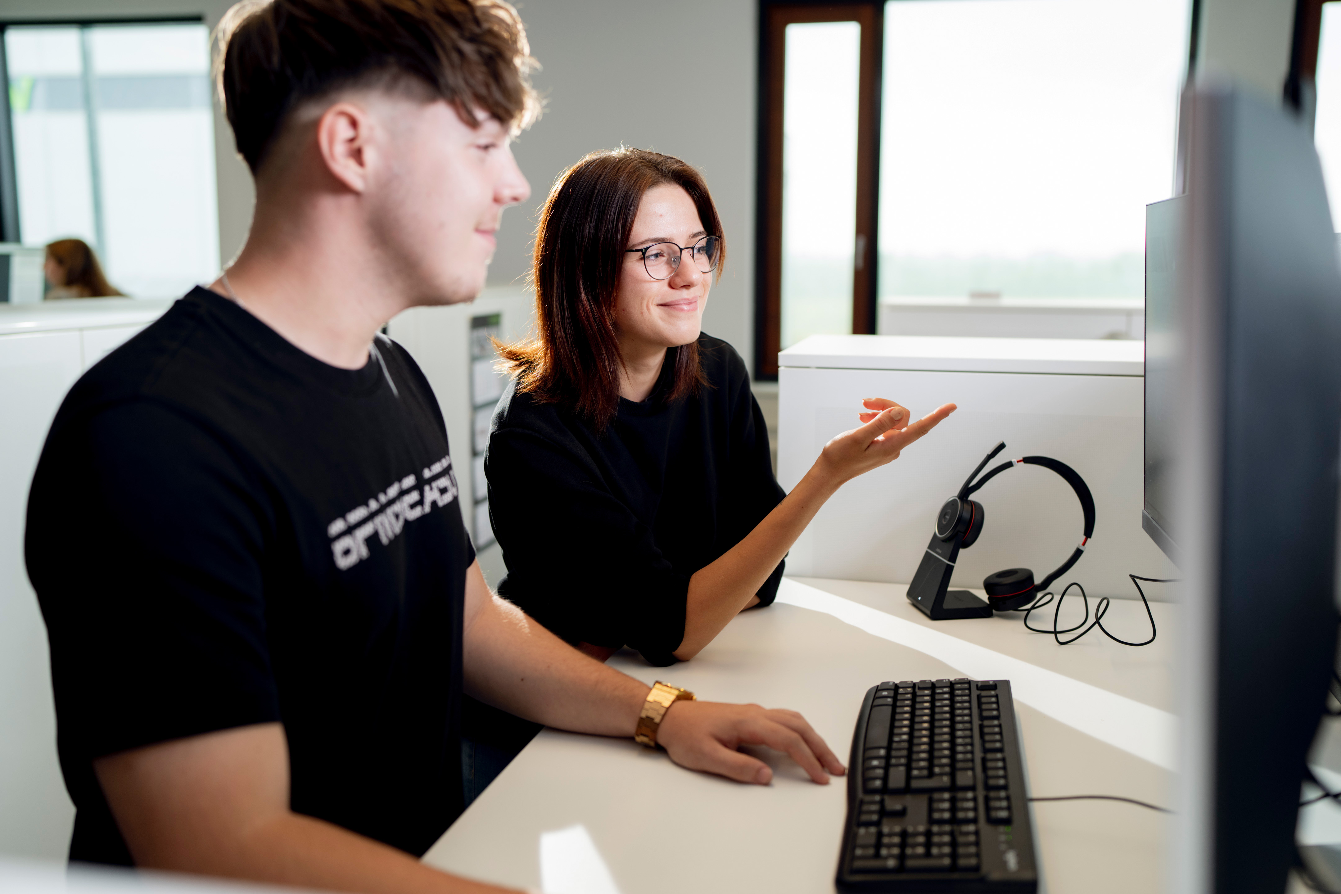 Industriekaufmann (m/w/d) mit Zusatzqualifikation Internationales Wirtschaftsmanagement mit Fremdsprachen